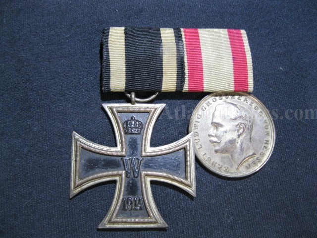 WW1 / Iron Cross with Ribbon